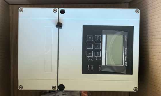 Liquisys Endress Hauser Instruments COM253-DX0005  Dissolved Oxygen Transmitter
